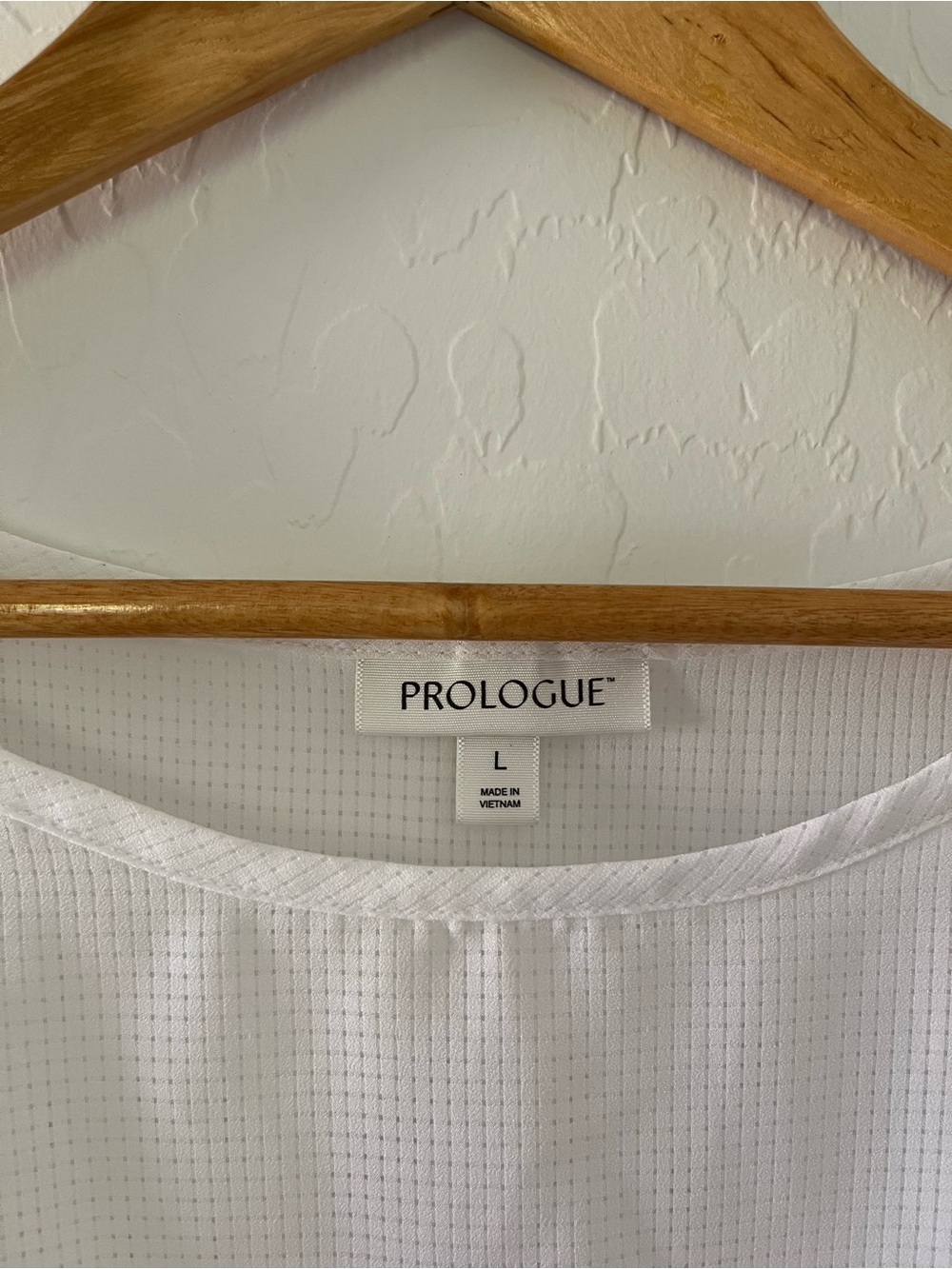 Prologue Women's White Short Sleeve Boxy Sheer Top - Picture 5 of 6